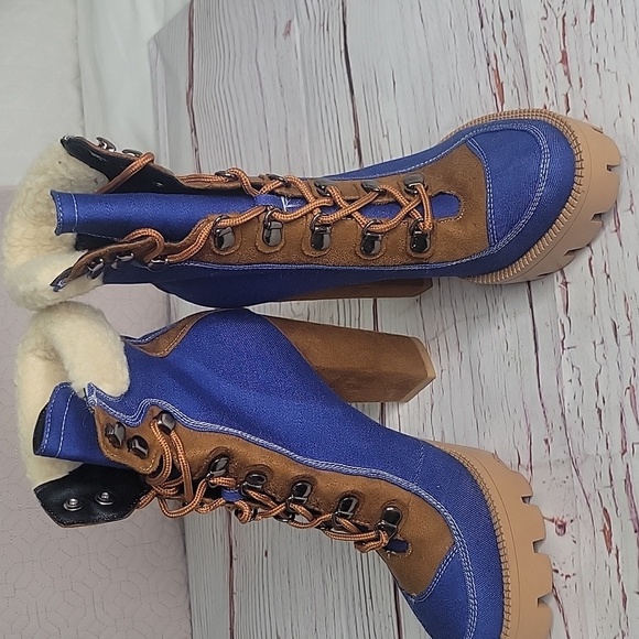 Wet Kiss Women's Blue and Brown Heeled Boots Size 7 - Picture 4 of 5